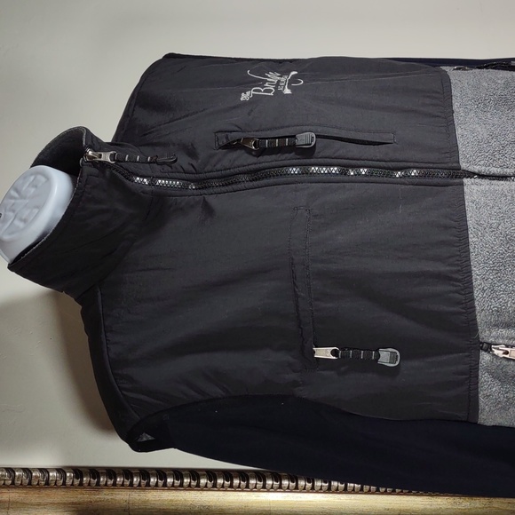 Outer Boundary Nylon/Fleece Vest - Picture 2 of 9